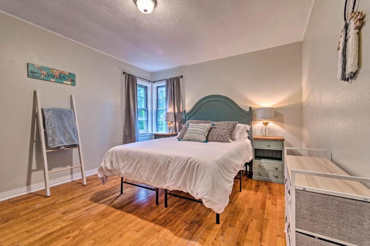Centrally Located Hot Springs Home With Deck! Екстериор снимка